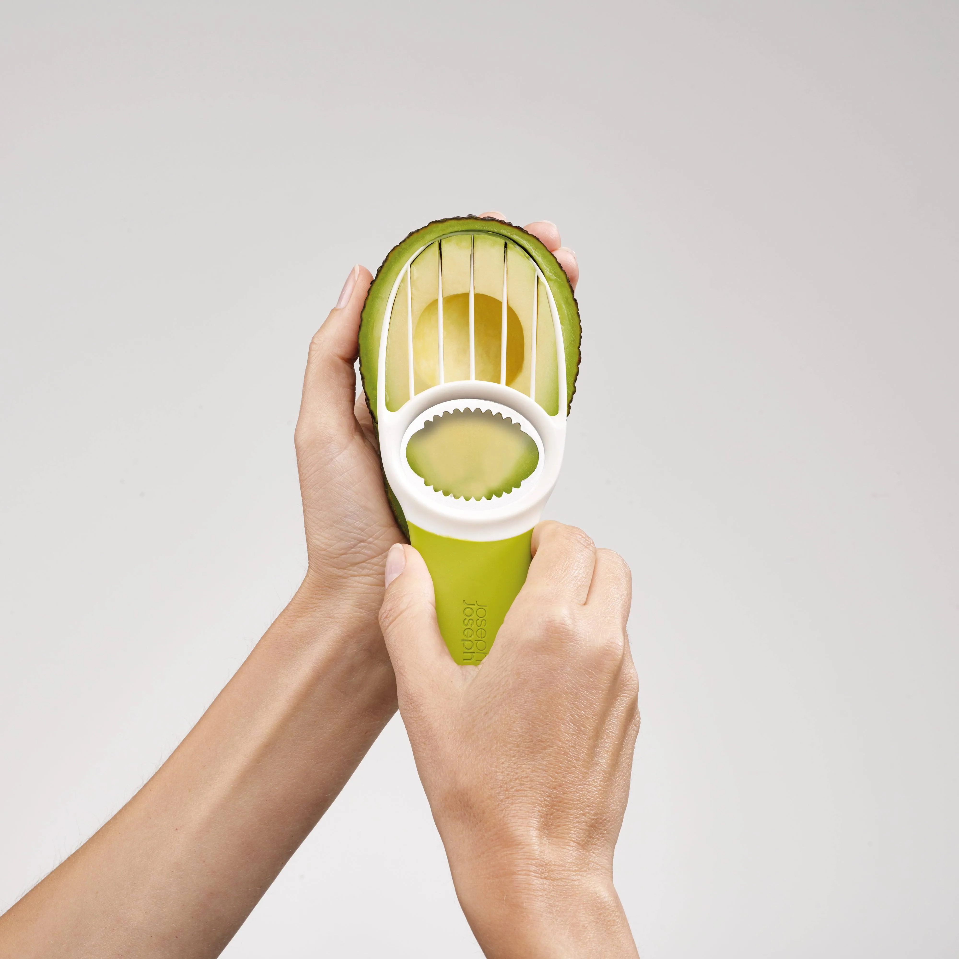 Avocado 3-in-1 multitool