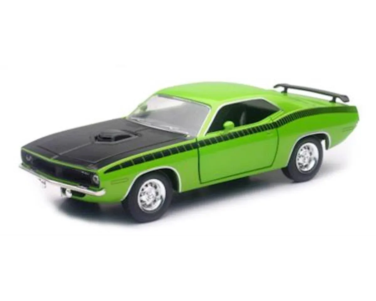 1970 PLYMOUTH BARRACUDA GREEN 1/25 DIECAST MODEL CAR BY NEW RAY 71873 A