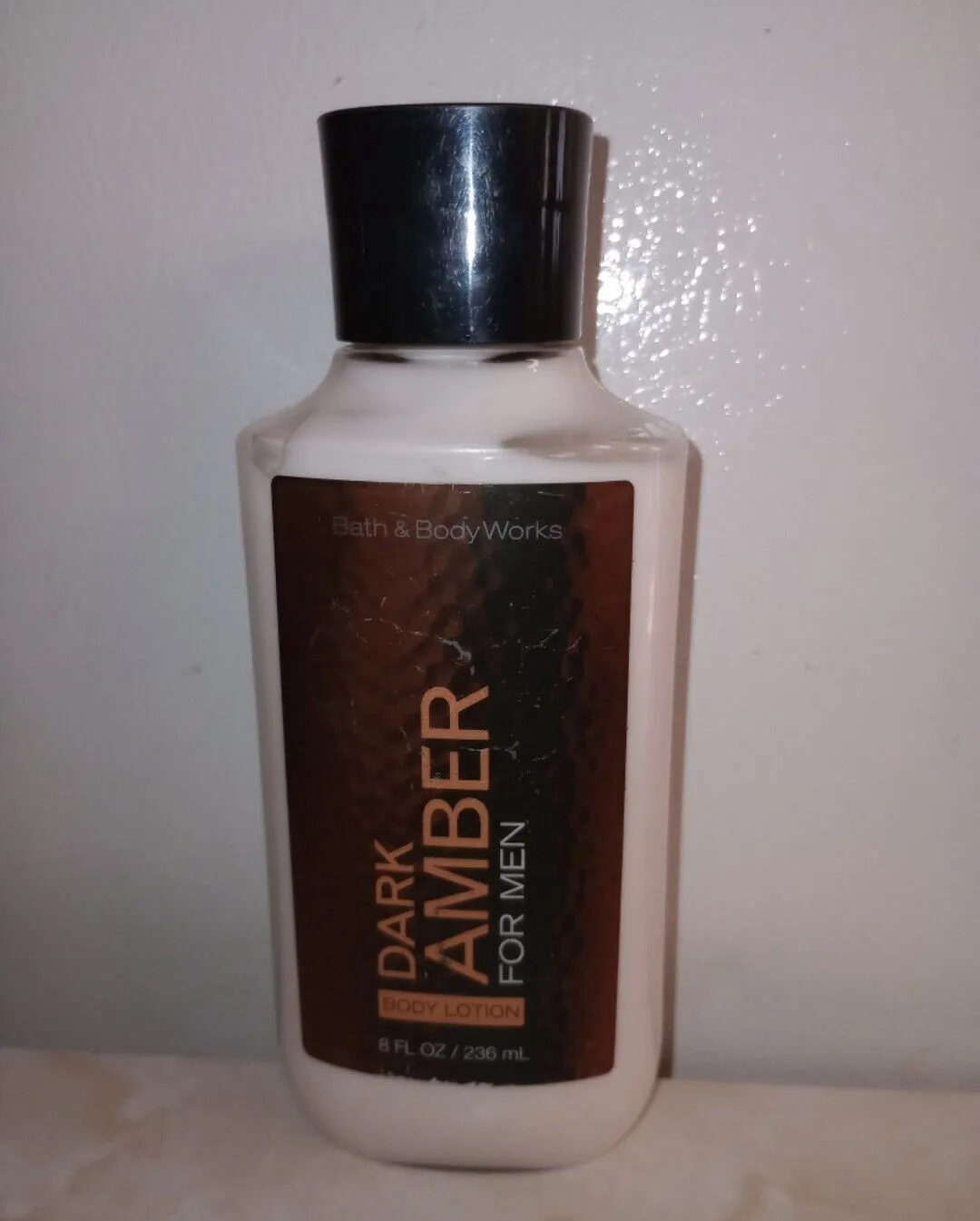 NEW/RARE Bath &amp; Body Works Dark Amber For Men 8oz Body Lotion