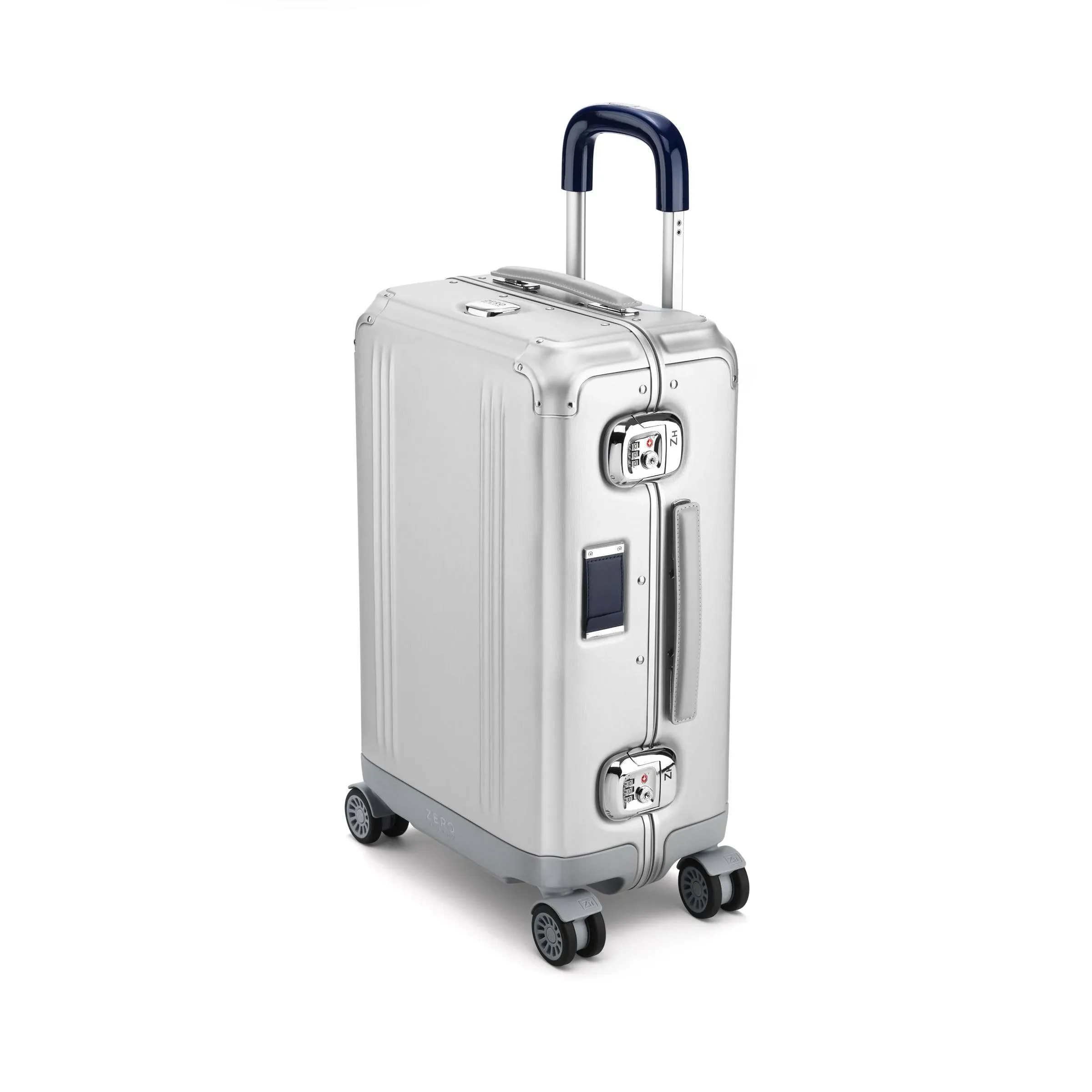 Zero Halliburton Pursuit Aluminum International Carry-On Case Silver