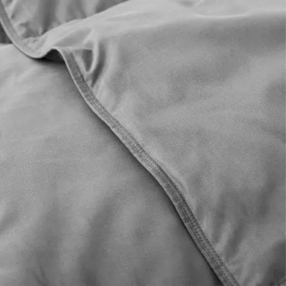 All-Season Medium Warmth White Goose Down Comforter with Premium Fabric