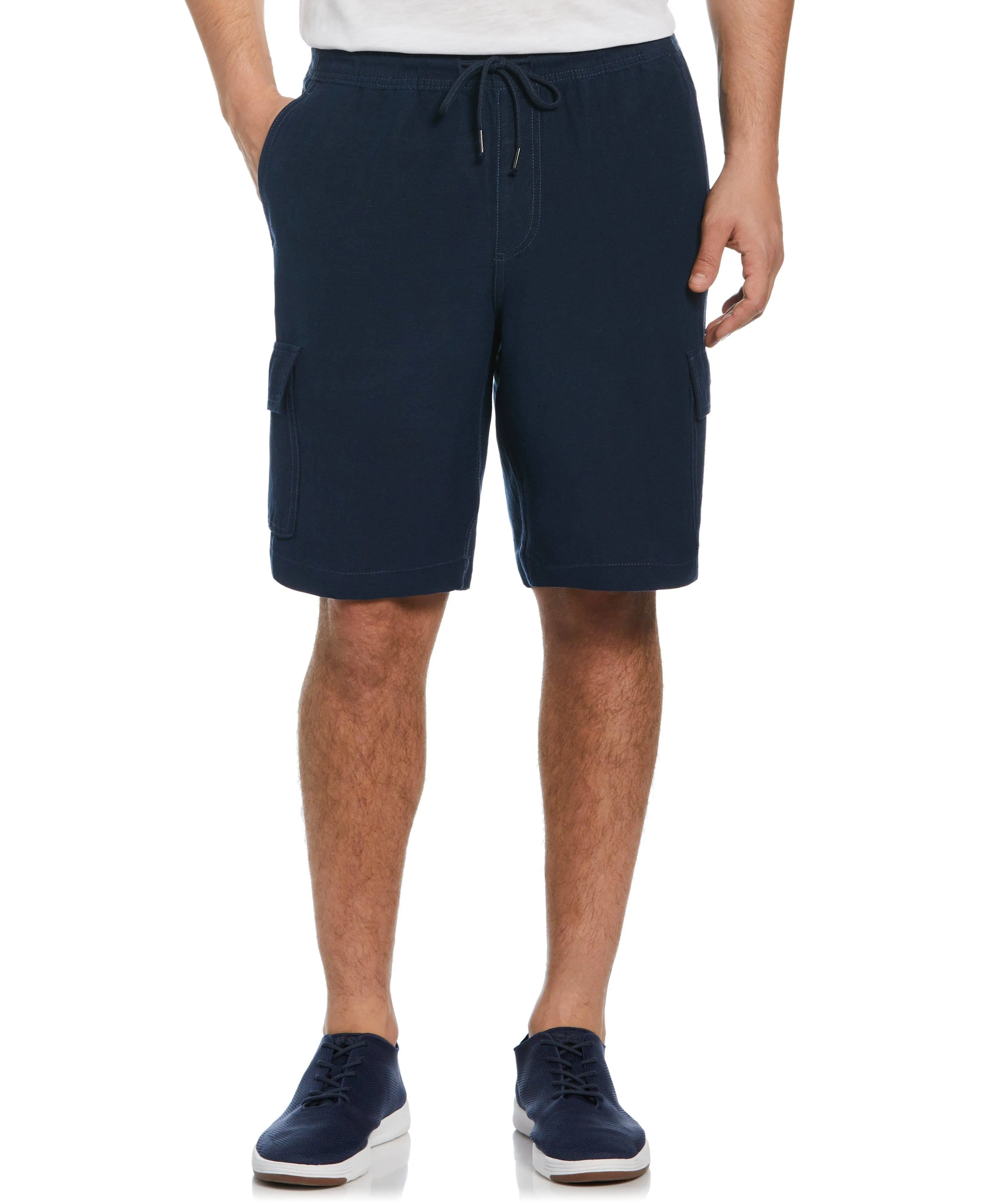 Cubavera Men's Linen Blend Pull-On Cargo Shorts in Dress Blues