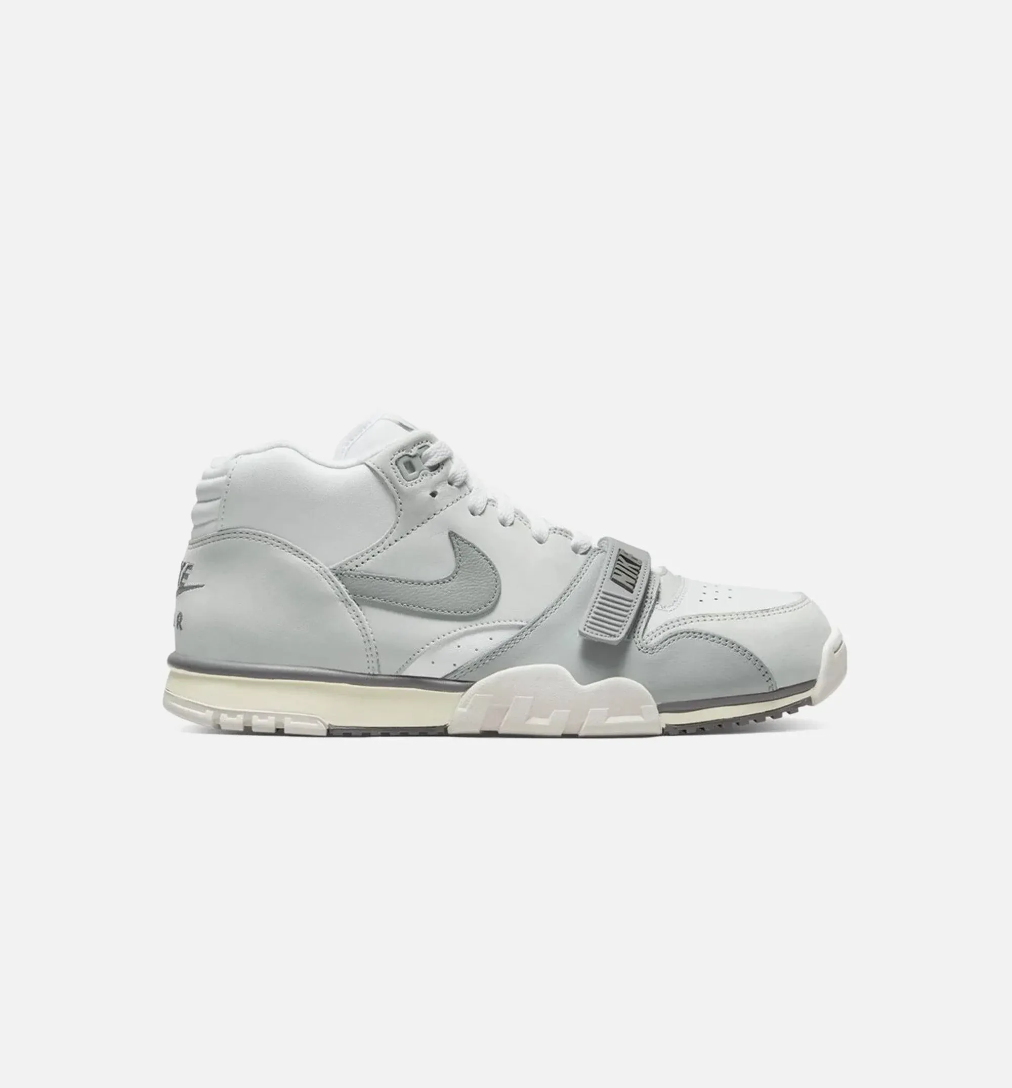 Nike Mens Air Trainer 1 Basketball Shoes