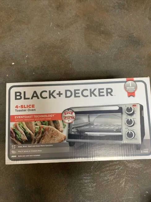 BLACK+DECKER 4-Slice Toaster Oven TO1303SB