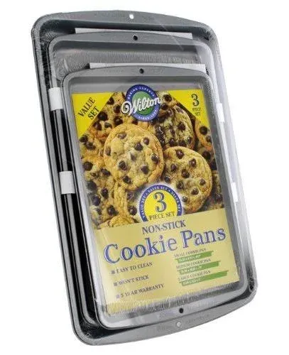 Wilton Non-Stick Cookie Sheets 3-Piece Set