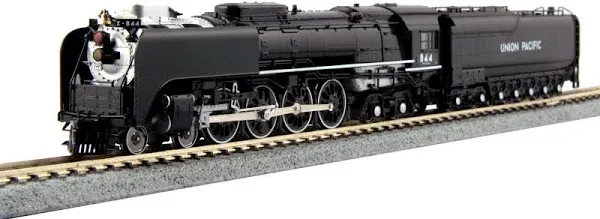 Kato 126-0401 N Scale Union Pacific Excursion Version 4-8-4 FEF-3 Locomotive 844