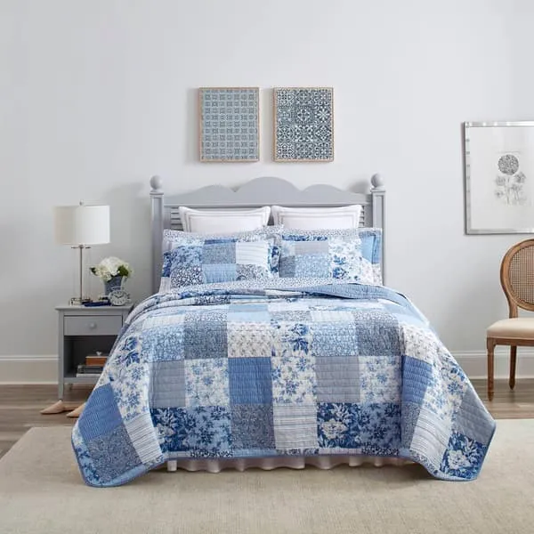 Laura Ashley® Paisley Patchwork 136 TC Reversible Quilt Set