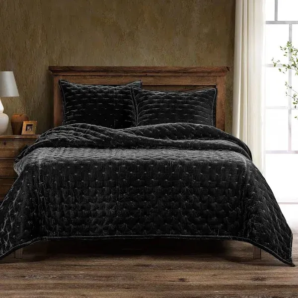 Stella Faux Silk Velvet Quilt Set - Luxurious Softness and Elegant Textures for Any Bedroom Style