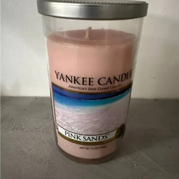 YANKEE CANDLE Pink Sands 12 ounce Pillar Jar