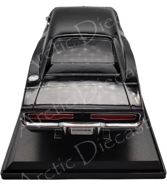 1969 Dodge Charger R/T Black 1/18 Diecast Model Car by Maisto