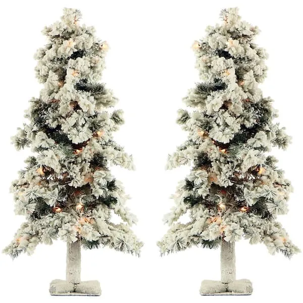 Fraser Hill Farm 5 ft. Alpine Snow Flocked Christmas Tree with Lifelike Trunk Base and Clear Lights (Set of 2) FFSA050-1SN/SET2