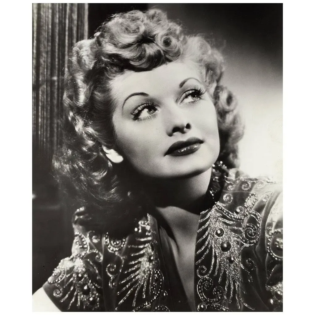 LUCILLE BALL 8X10 GLOSSY PHOTO PICTURE